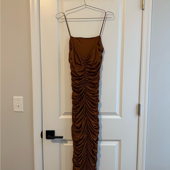 Elegant Brown Ruched Maternity Dress - Picture 2 of 4